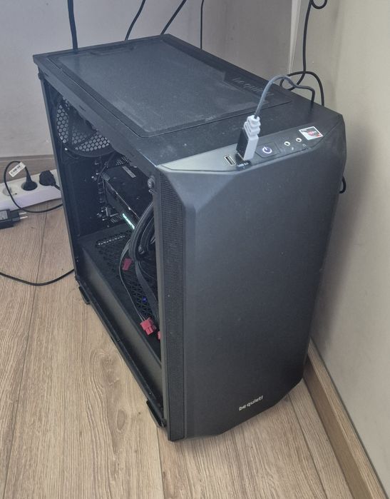 Komputer stacjonarny RX5700XT Ryzen 5800X3D 32GB DDR4 1TB SSD