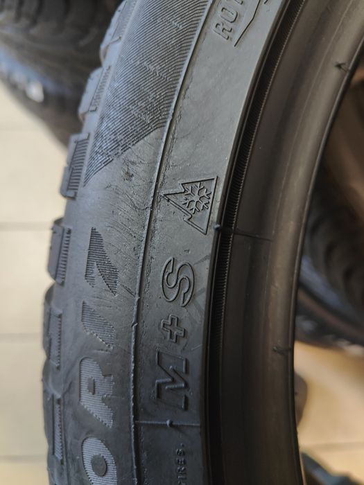 Rok 2022, 245/40 R17 Maxxis Premitra All Season AP3 Para nr z791