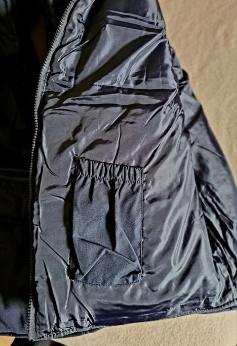 Colete  novo multifuncional multibolsos
Novo a estrear xxl n 52-56
De