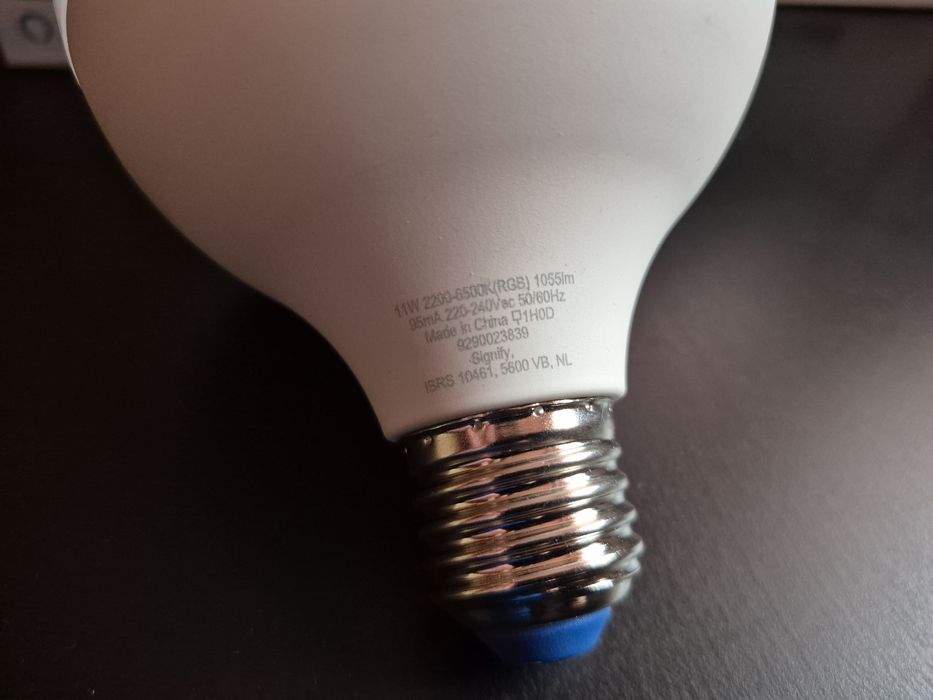 Żarówki WIZ Wi-Fi E27 (zestaw: kolor + biała) 11W=75W