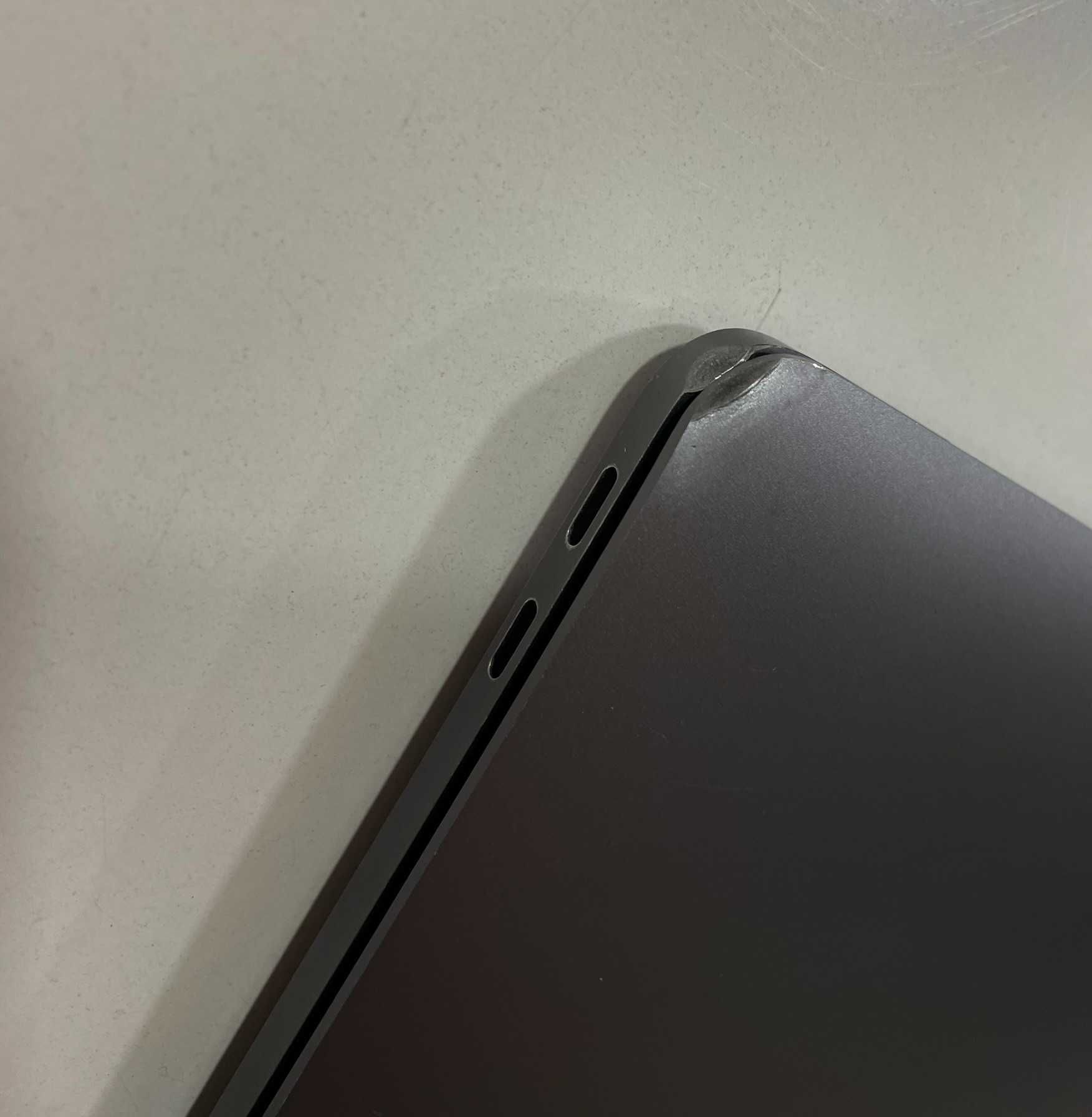 MacBook Pro 13-inch, 2017 (utilizado apenas por estudante