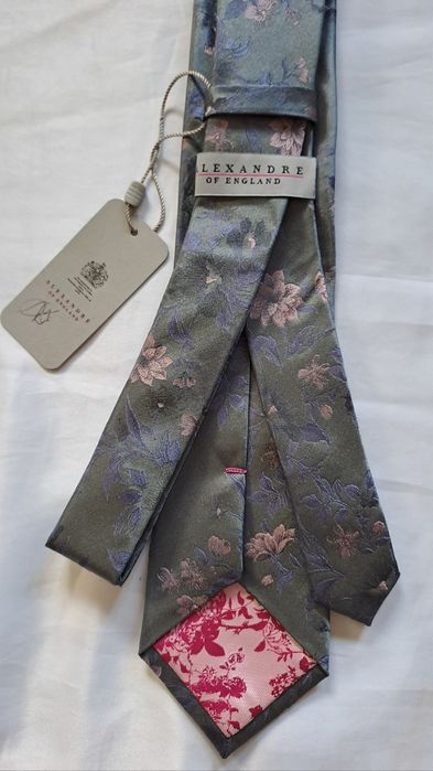 Нова шовкова краватка Alexandre