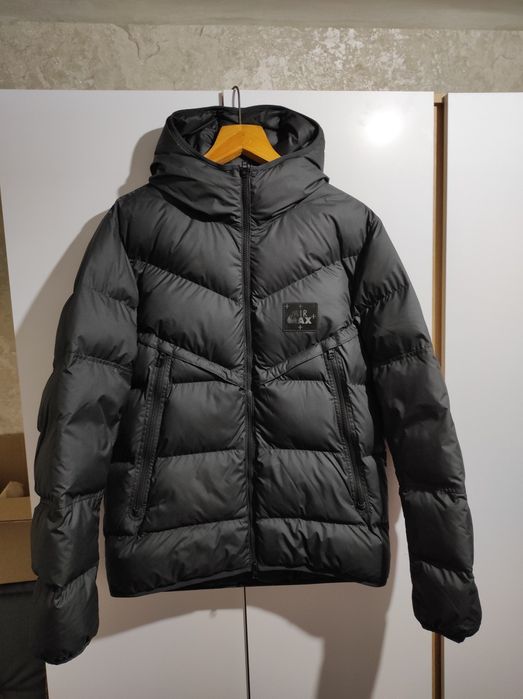 Куртка Nike Air Max Sportswear Storm-Fit розмір М