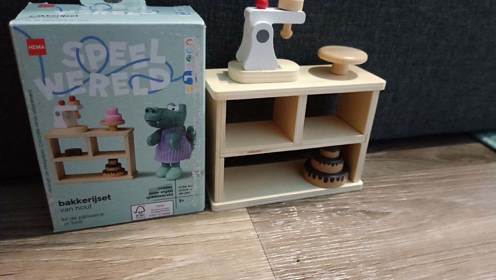 Игрушечный деревяная полка для выпечки Hema