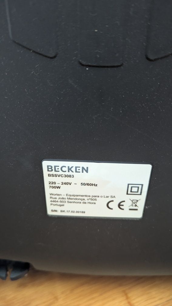 Aspirador Becken Pure silencer 56Db 700w em óptimas condições