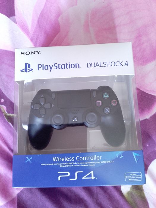 Продам новий геймпад бездротовий SONY Playstation.