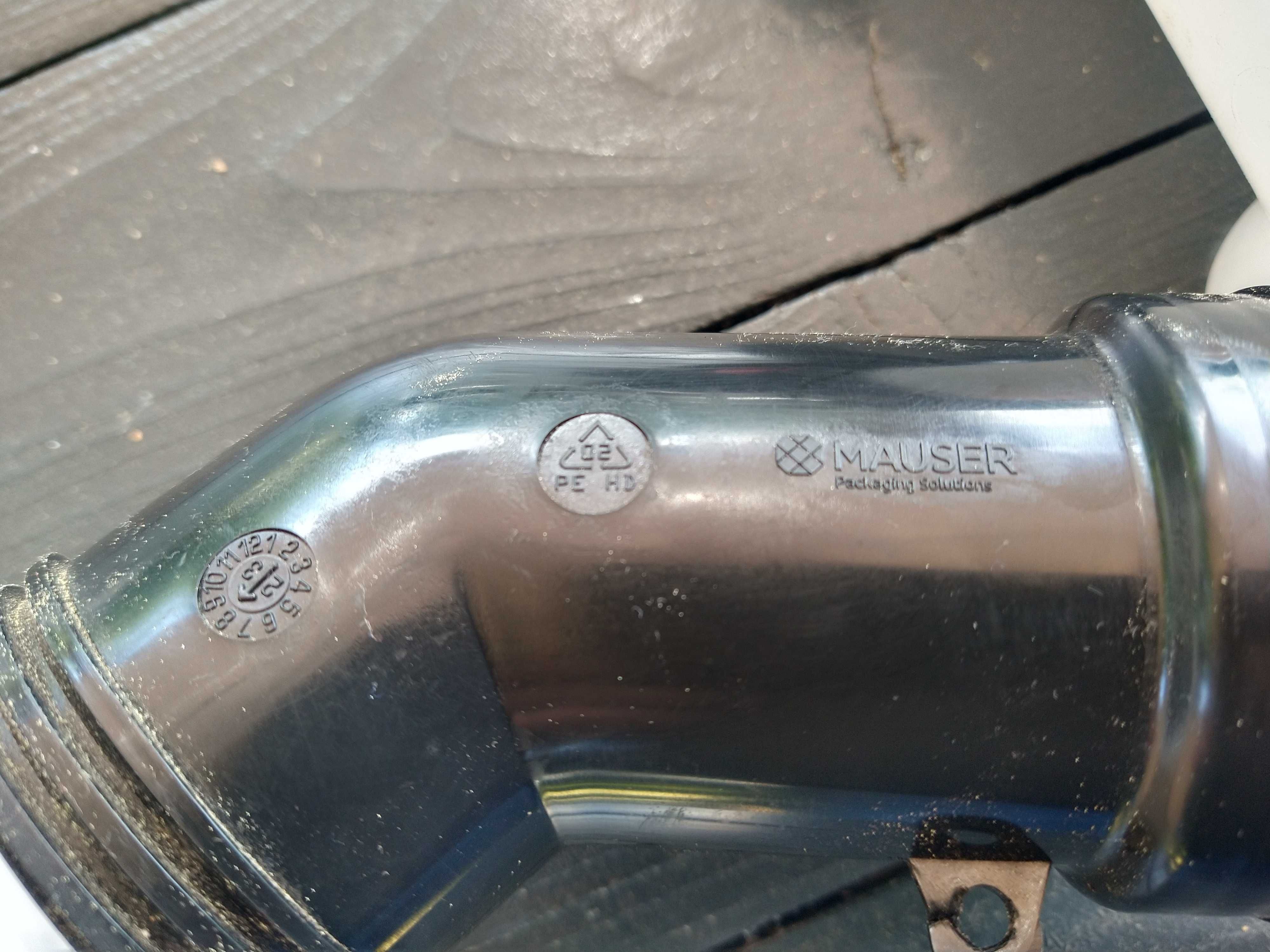 Wylewka, Zlewka ,Kolanko PaletoPojemnik 1000l Mauzer ,Schutz S60x6