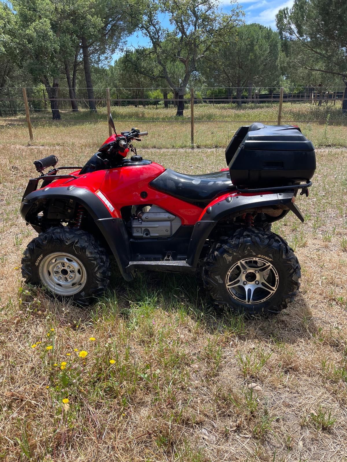 Moto 4 Honda Fourtrax 650