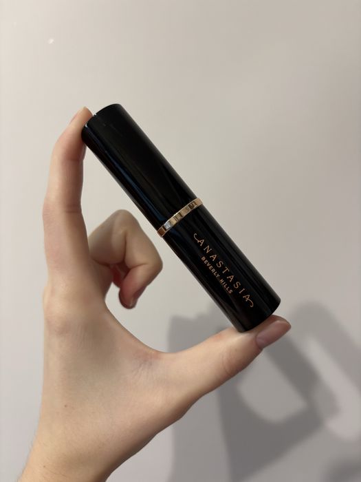 Anastasia Beverly Hills Contour Stick Shadow
