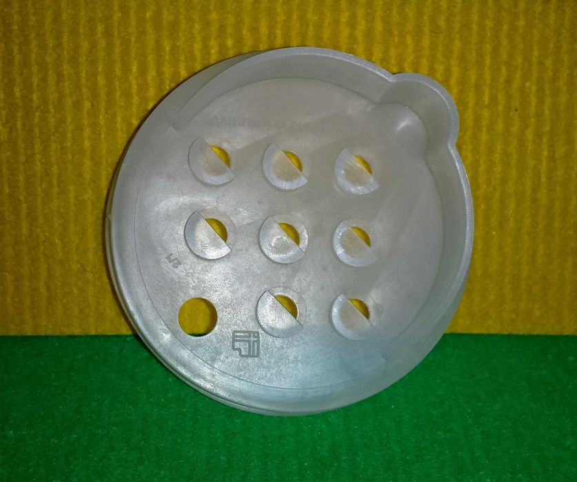 Посуда капроновая крышка Крышка для слива консерванта полиэтиленовая