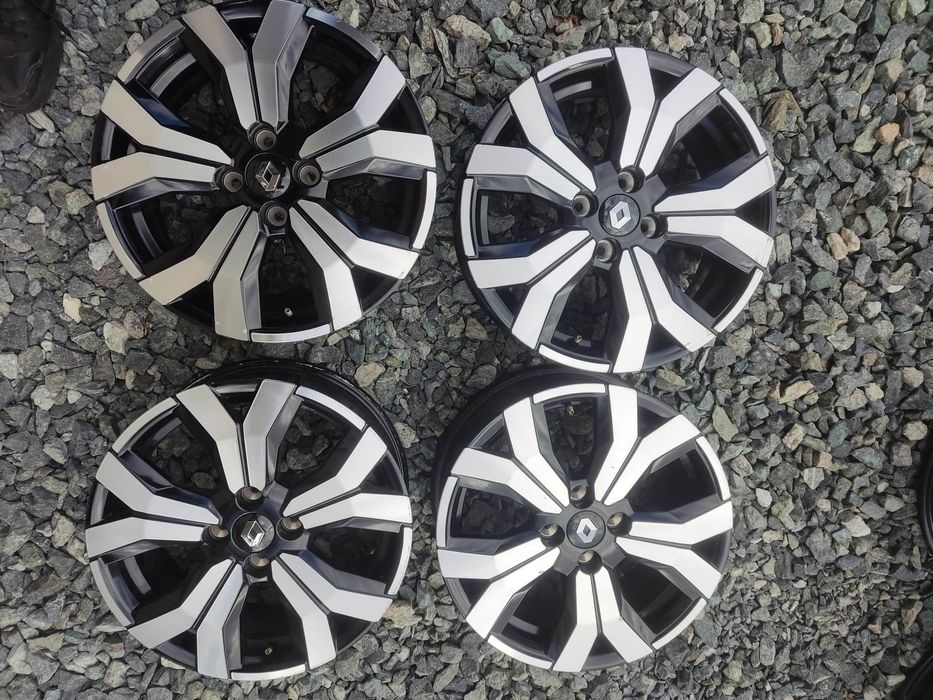 Komplet felg aluminiowych Clio IV ClioV Sandero