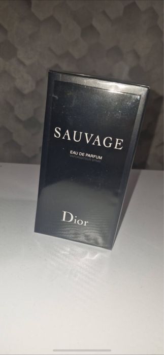 Perfum dior sauvage