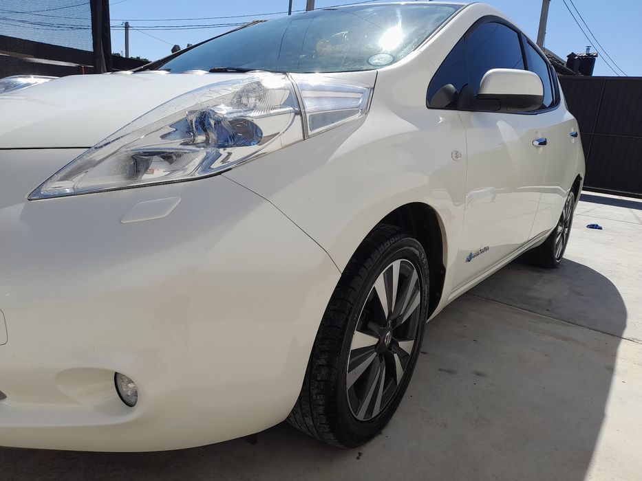 Нісан ліф Texna 24kv. Nissan Leaf. Zero Emission
