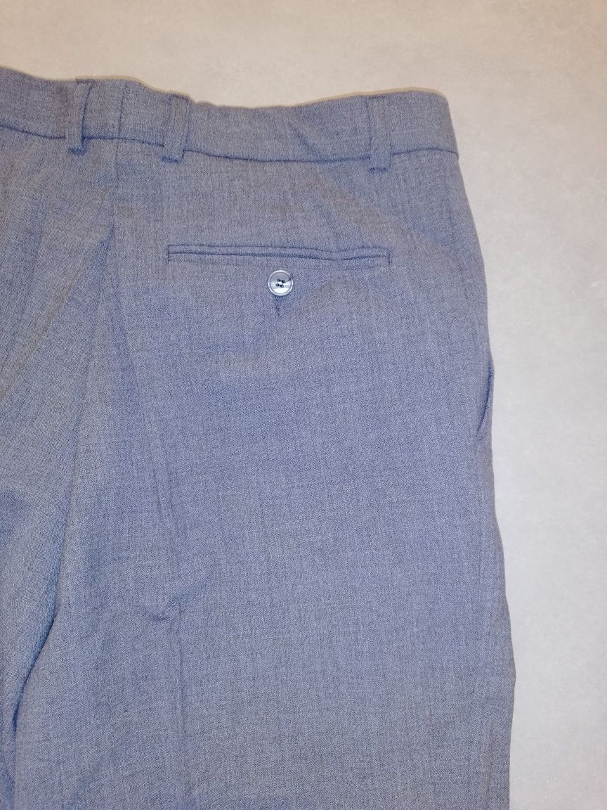 Calça clássica de homem T-38 - nova