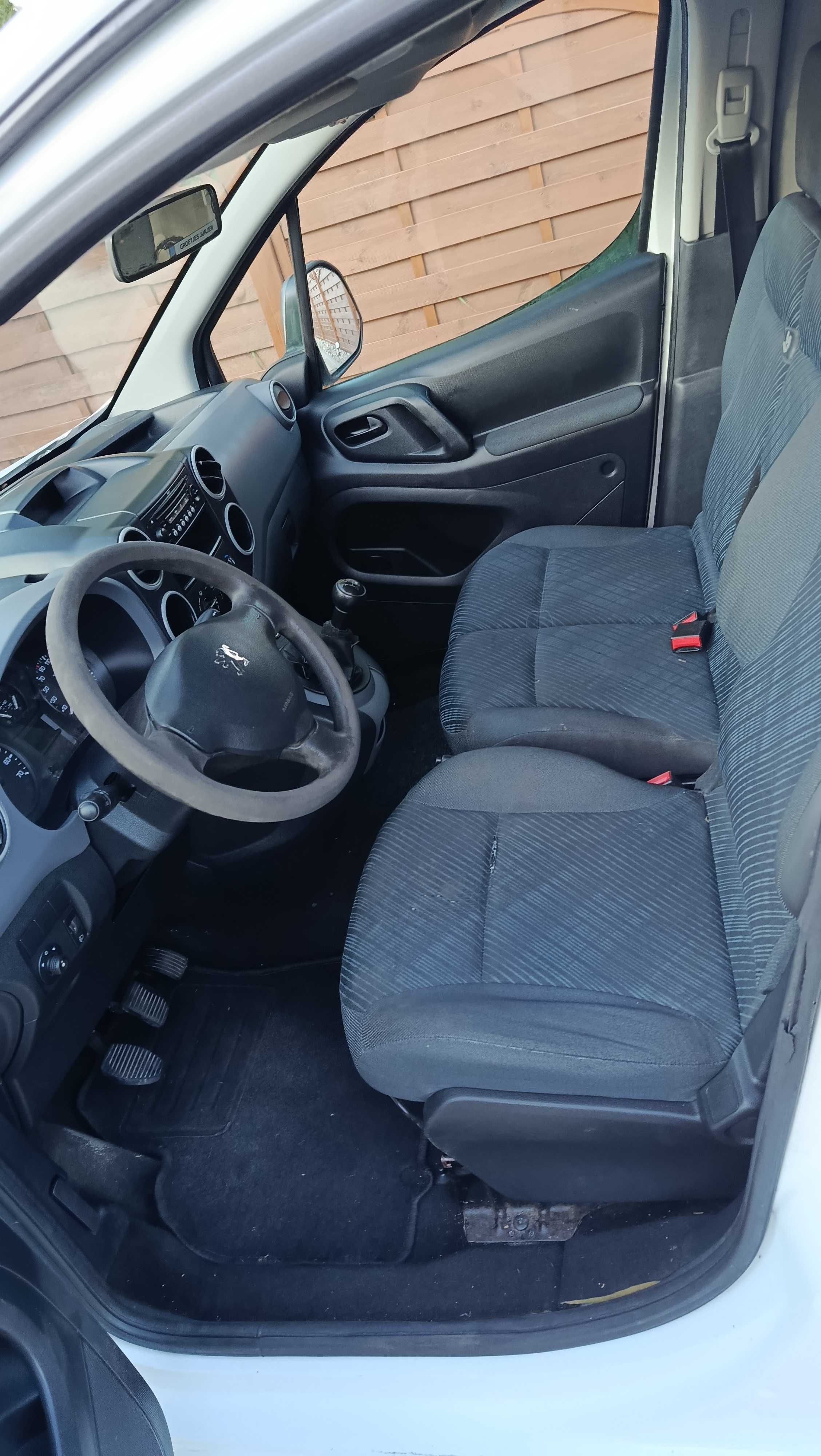 Peugeot Partner 2009   1,6 hdi 3 -osobowy