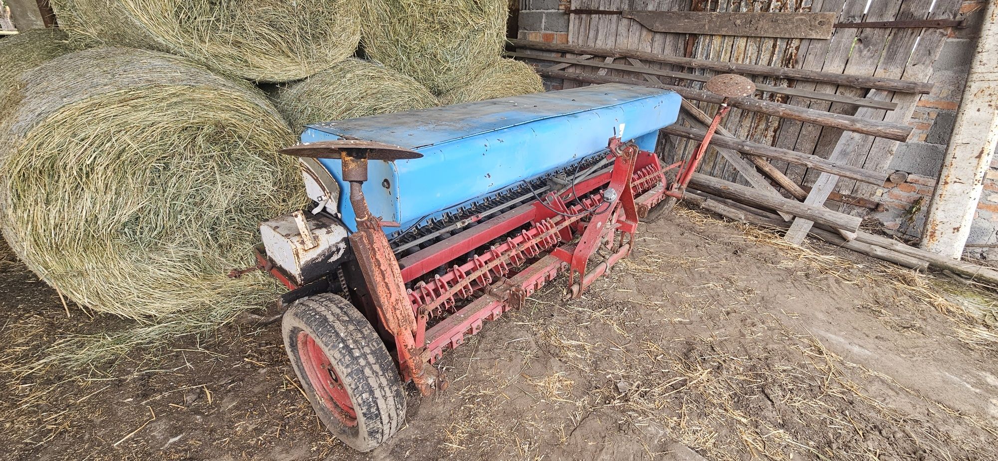 Siewnik 3,0m  ISARIA TYP 6000/S