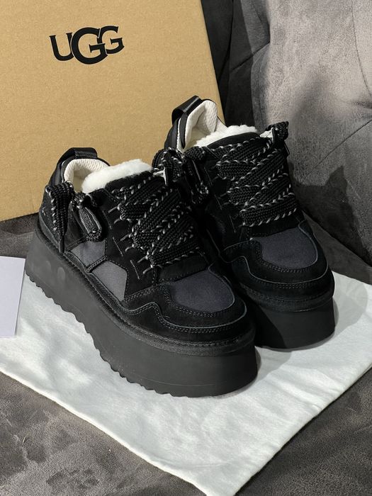 Ugg astromel кросівки зимові.