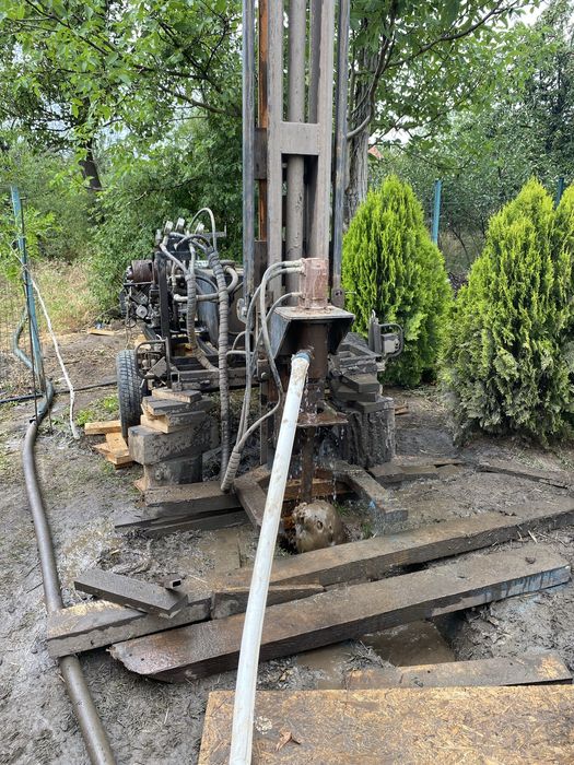 Бурение скважен до 100 і більше метрів