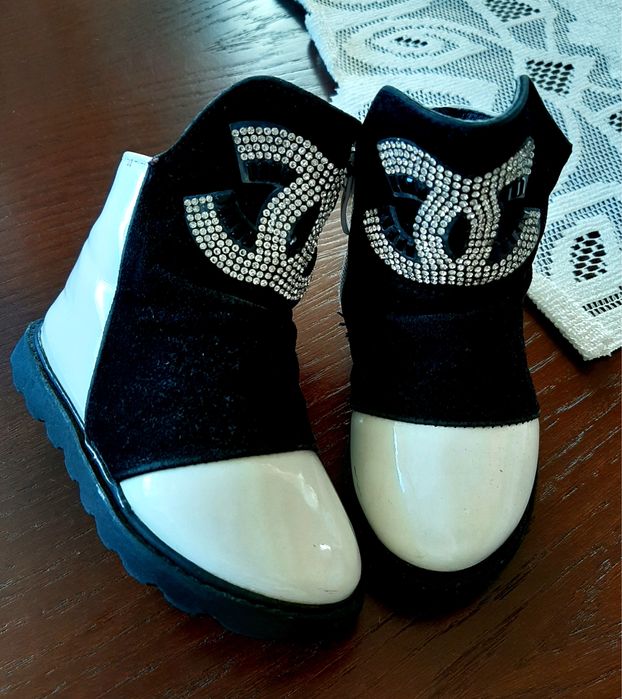Чобітки для дівчинки , Chanel, 22р