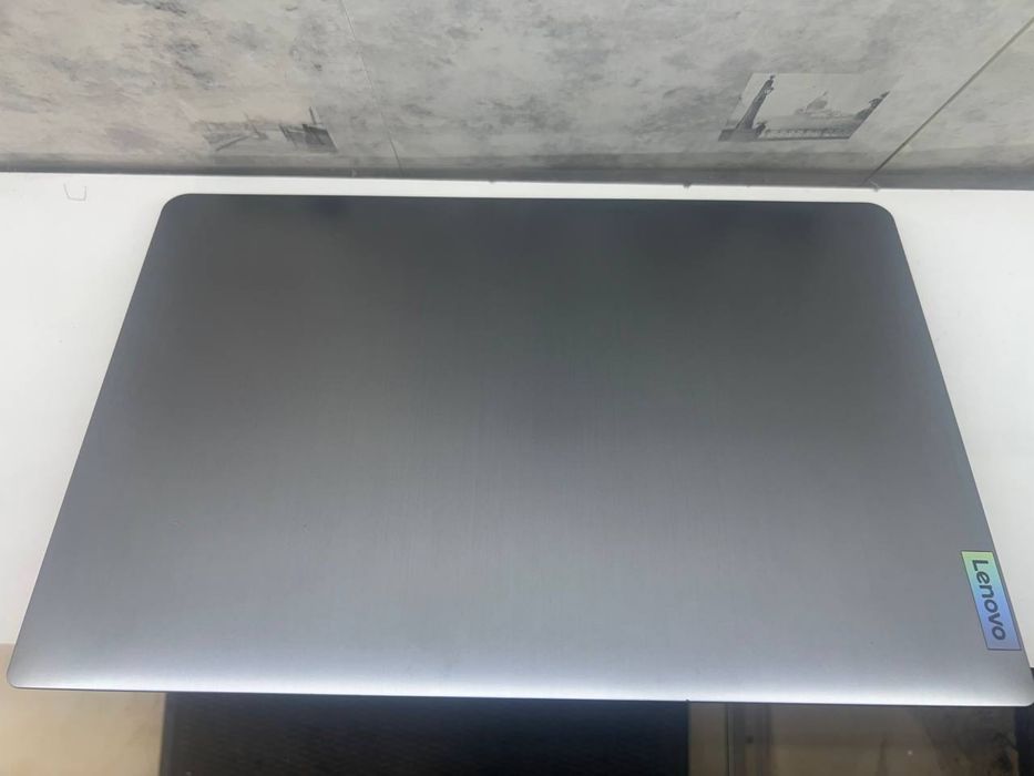Lenovo ideapad slim 3