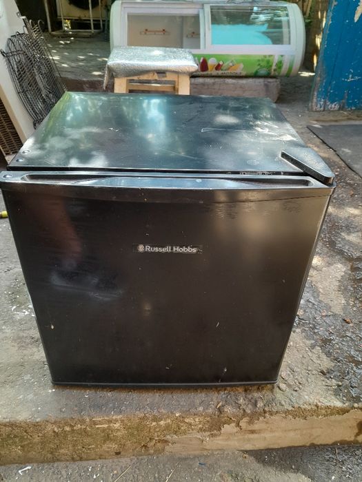 Продам  б.в. мініхолодильник/мініморозилку компресорні,для готелю,бару