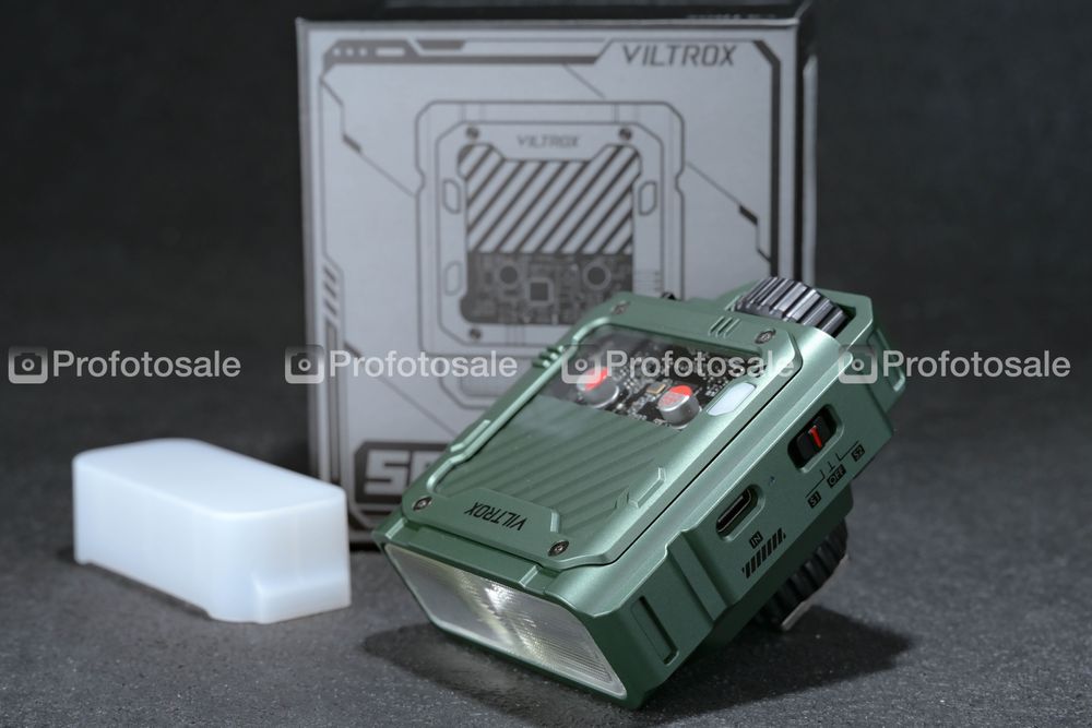 Спалах Viltrox Spark  Z3 Cyberpunk TTL Fujifilm