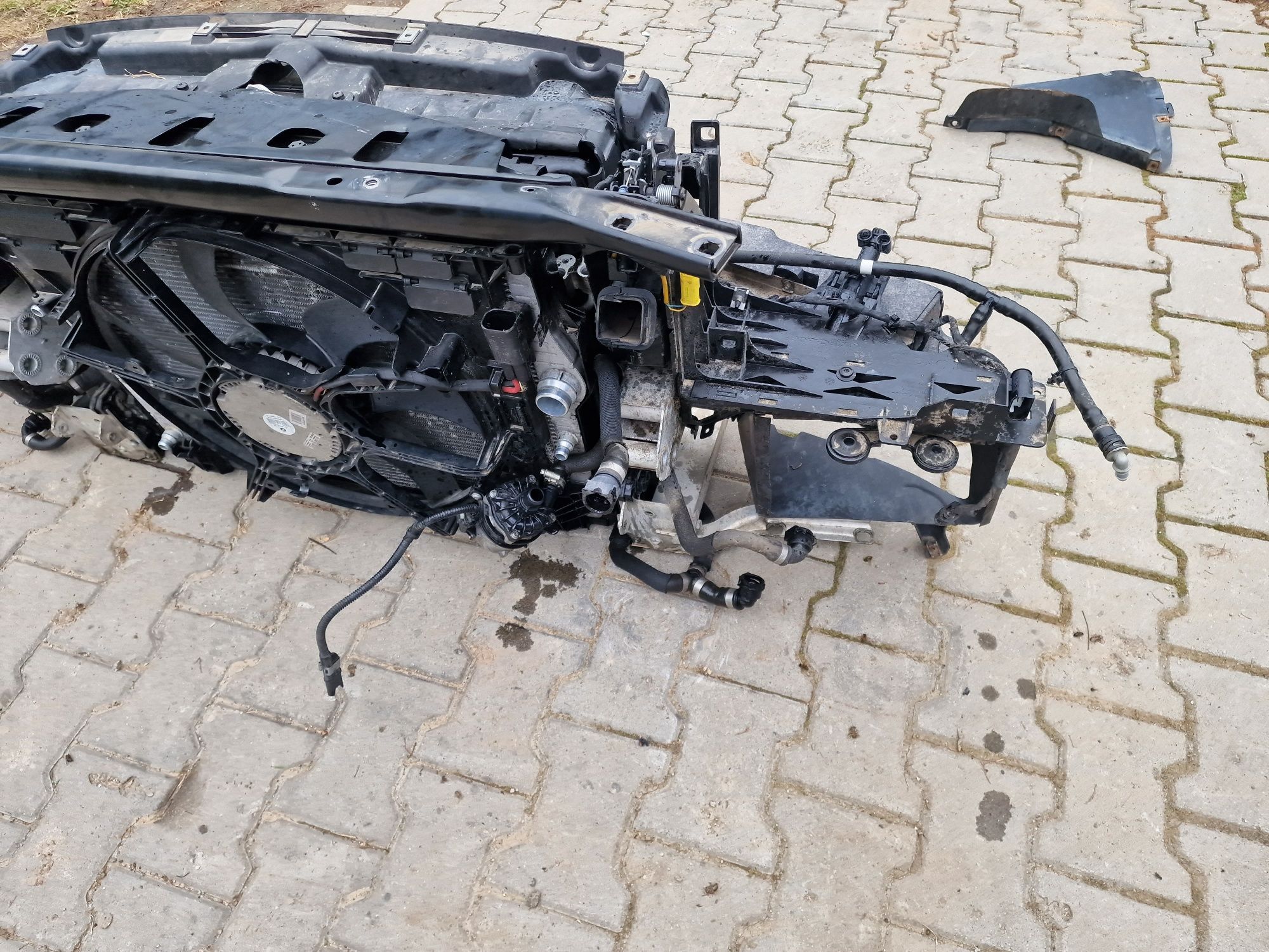 Bmw f10 f11 pas przedni m550d 5.0d n57d30c 381km