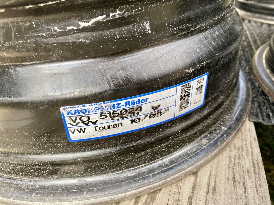 R15 5/112 ET38 6J Volkswagen Skoda VAG Сталеві Диски з Німеччини 4шт