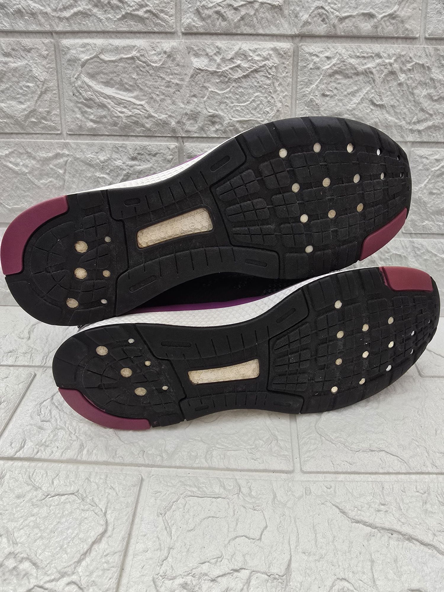 Adidas Mana Bounce r.40