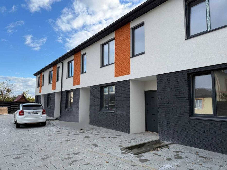 Продаж газифікованого таунхаусу 107м2. 4 кімнати. Під ремонт. ID:765
