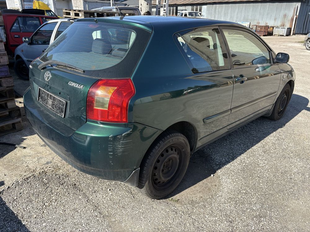 Toyota corolla e12 1.6 16 VVTi silnik, skrzynia, lampy, drzwi, zderzak