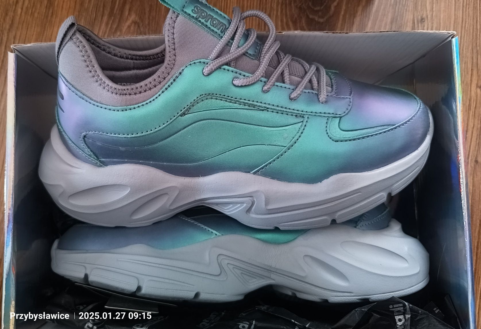 Buty damskie sportowe Sprandi 37 nowe, wygodne