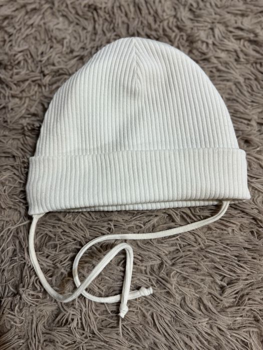 Шапка на дівчинку