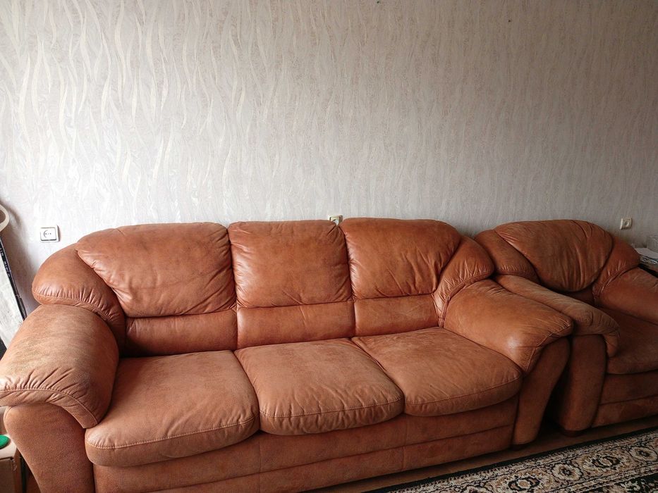 Диван раскладной (французская раскладушка) и 2 кресла