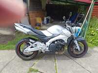 Suzuki GSR