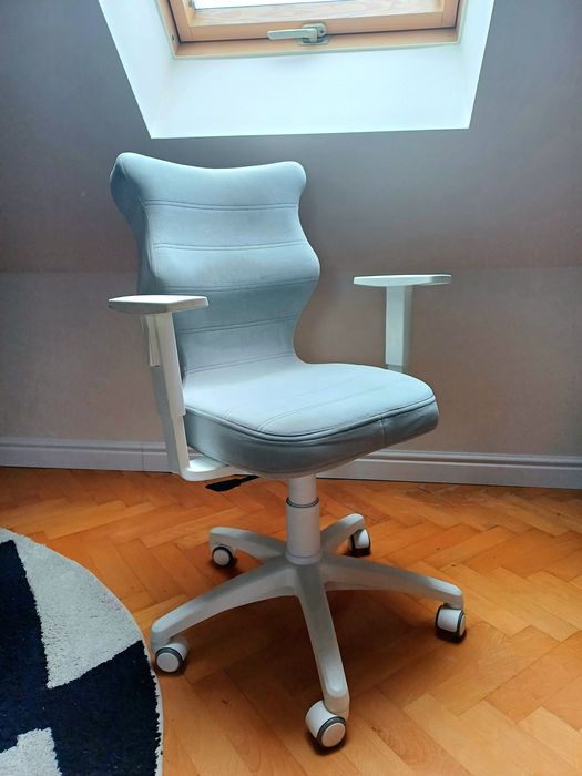 Krzesło obrotowe Entelo