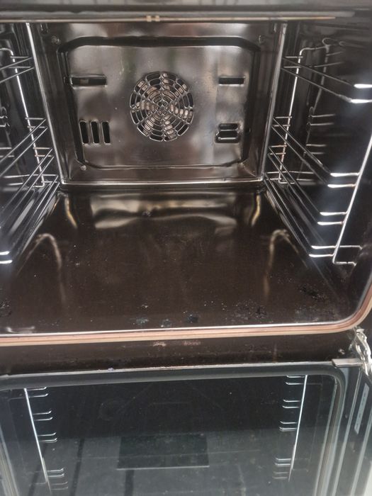 Духовка Сіменс..