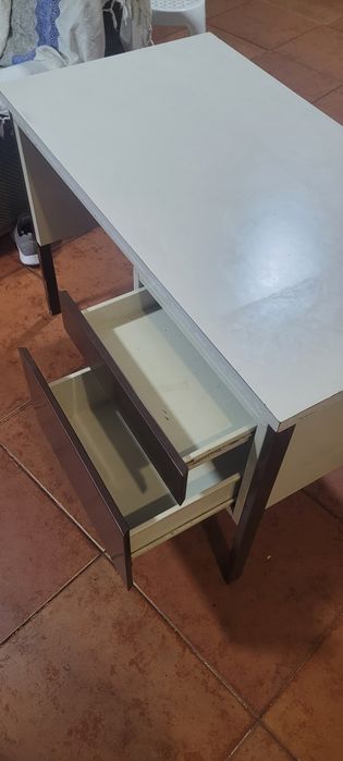 Vendo mesa de escritório