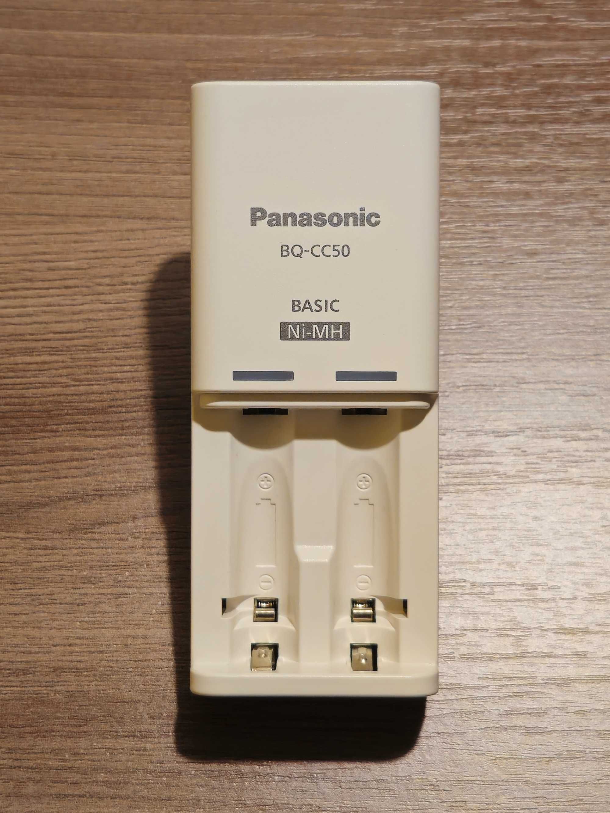 Зарядний пристрій для акумуляторів Panasonic BQ-CC50 Compact Charger