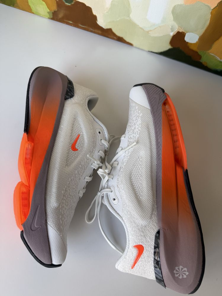Оригінал! Кросівки Nike Versair PRM, розмір 37,5