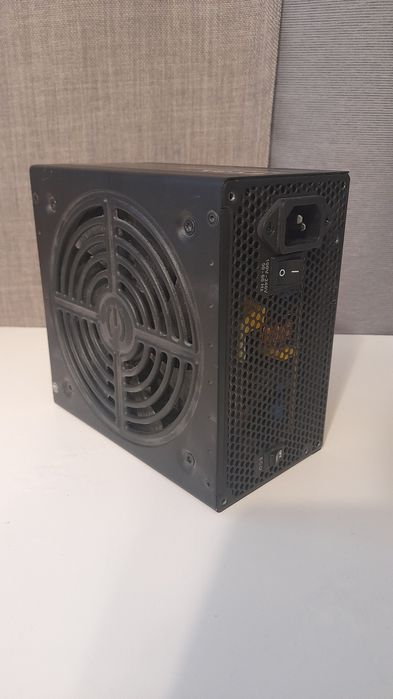 Zasilacz do komputera EVGA 550W