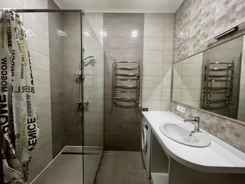 Продаж 2-рівневої квартири у Львові, пл. Князя Святослава (163,8 м²)