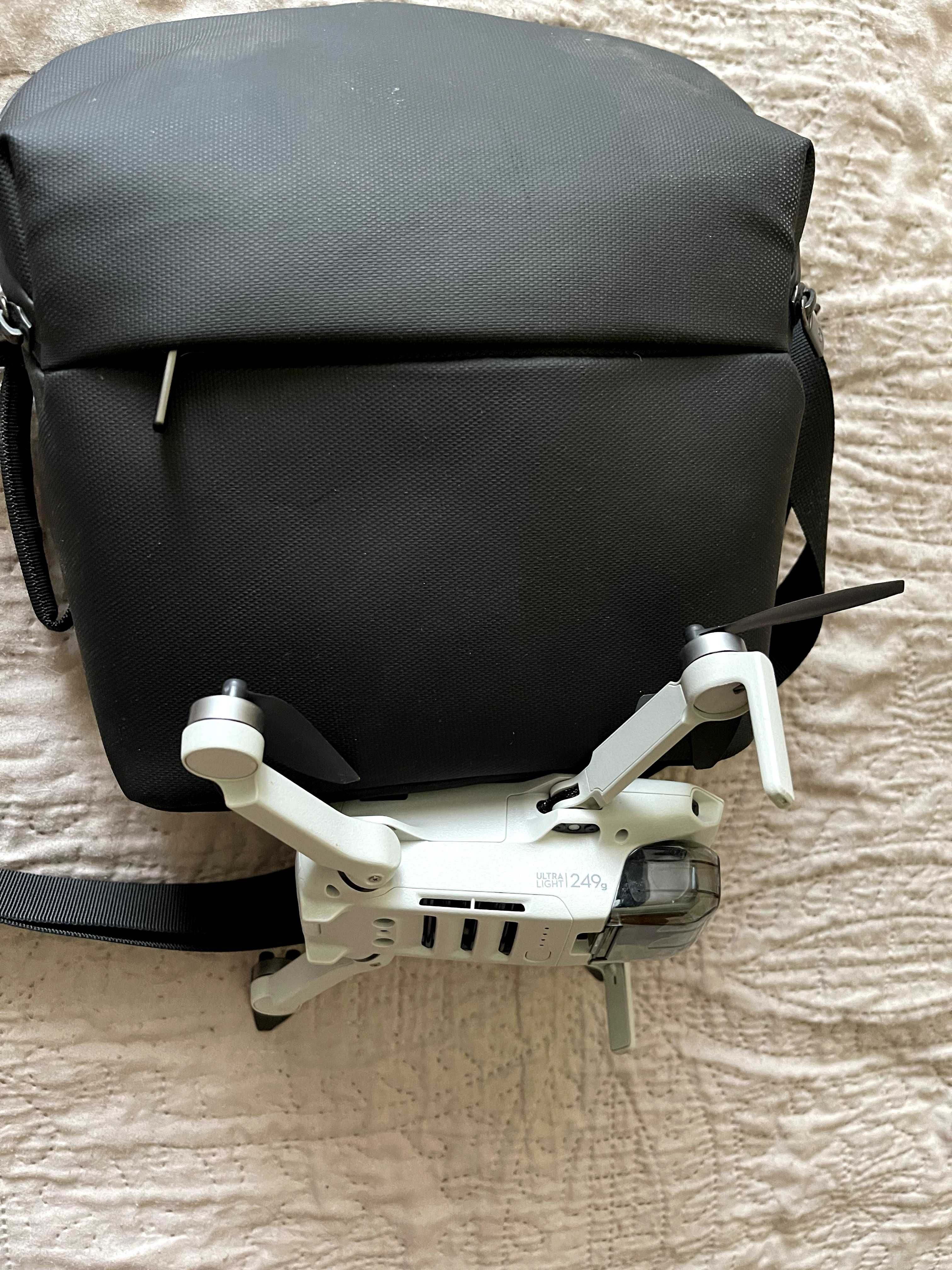 Терміново Квадрокоптер DJI Mini SE + Комплект аксессуарів і лінзи