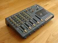 Tascam Portastudio 414 MK II