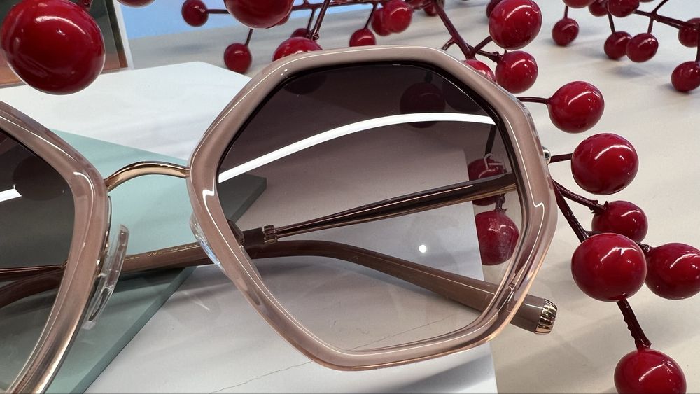 Óculos de sol Ana Hickmann