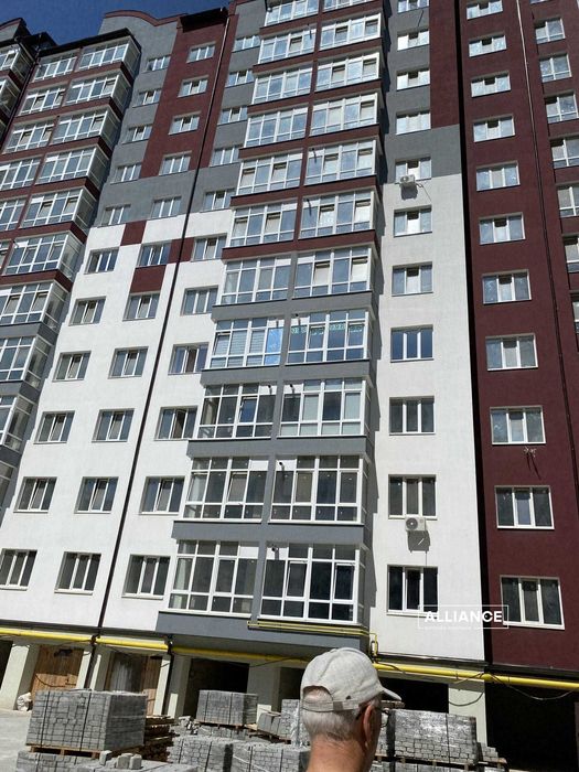 1 кімнатна квартира на 3-му поверсі