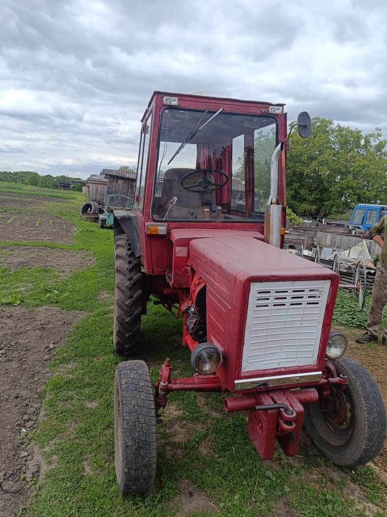 Продам Трактор т25