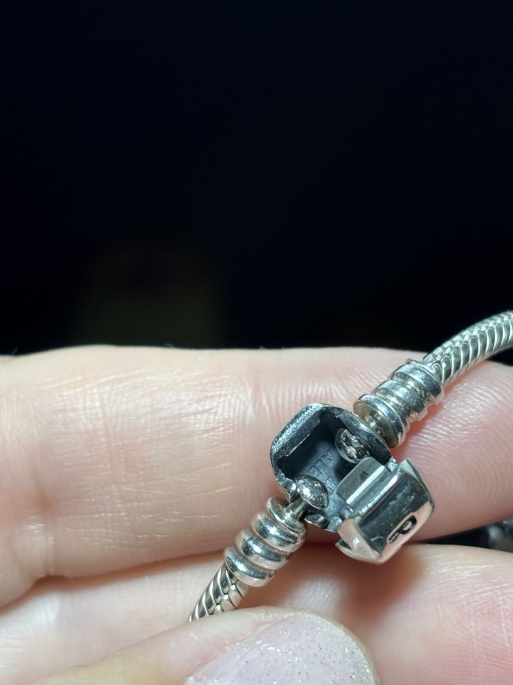 Pandora украшения