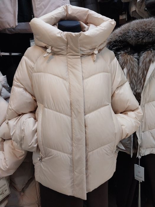 Куртка жіноча зимова  пуховик .