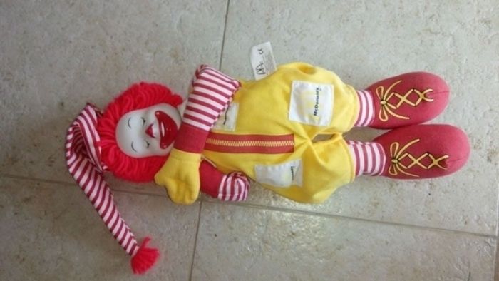 Boneco Original Ronald McDonald, com Som de Dormir.